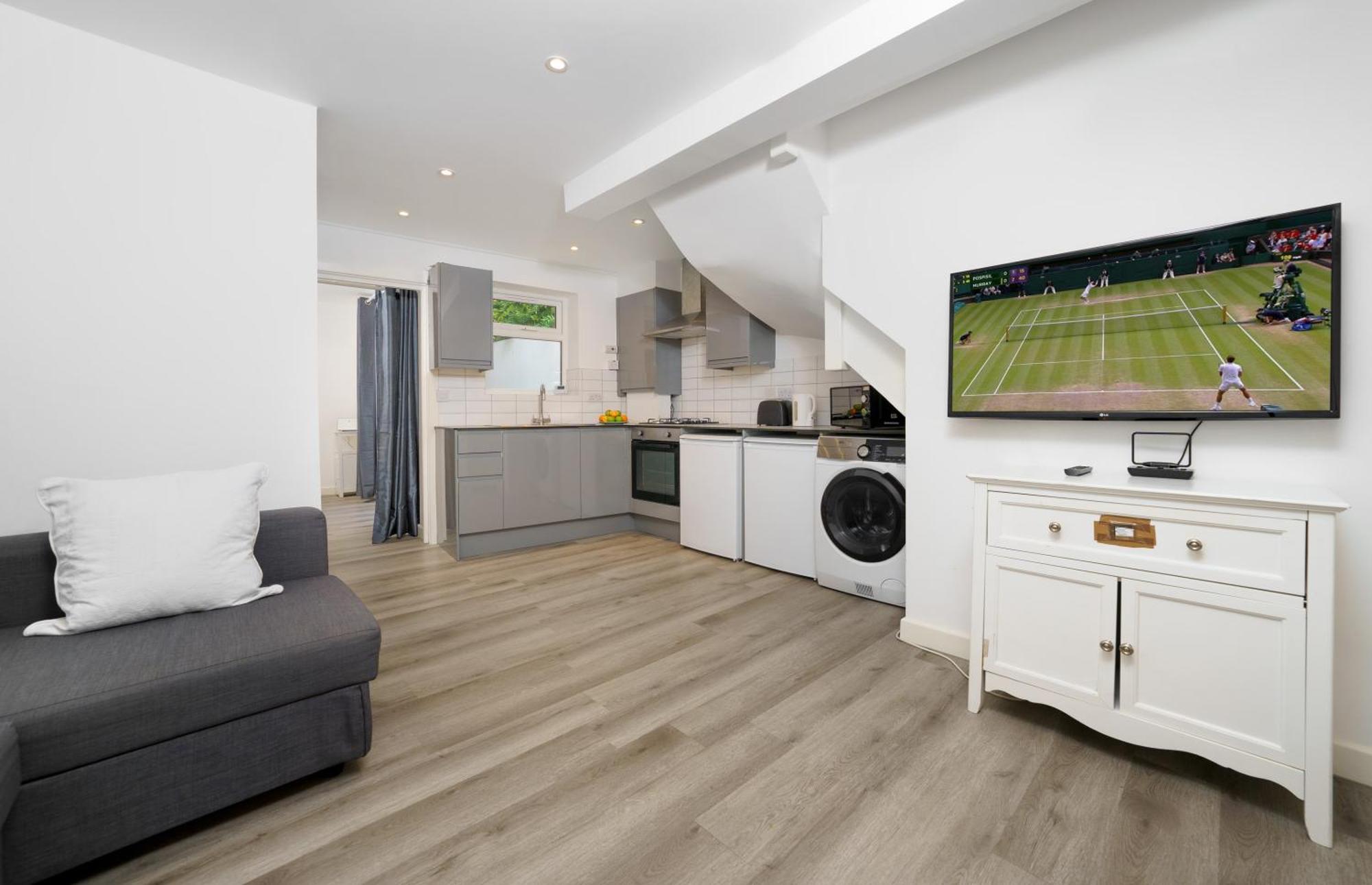 Modern Apartment In South West London Exterior photo